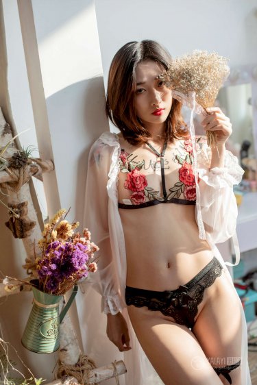 果冻传媒91制片潘甜甜七夕