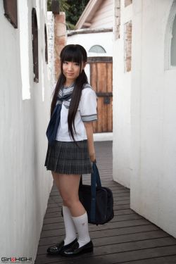 年轻漂亮的女寡妇2